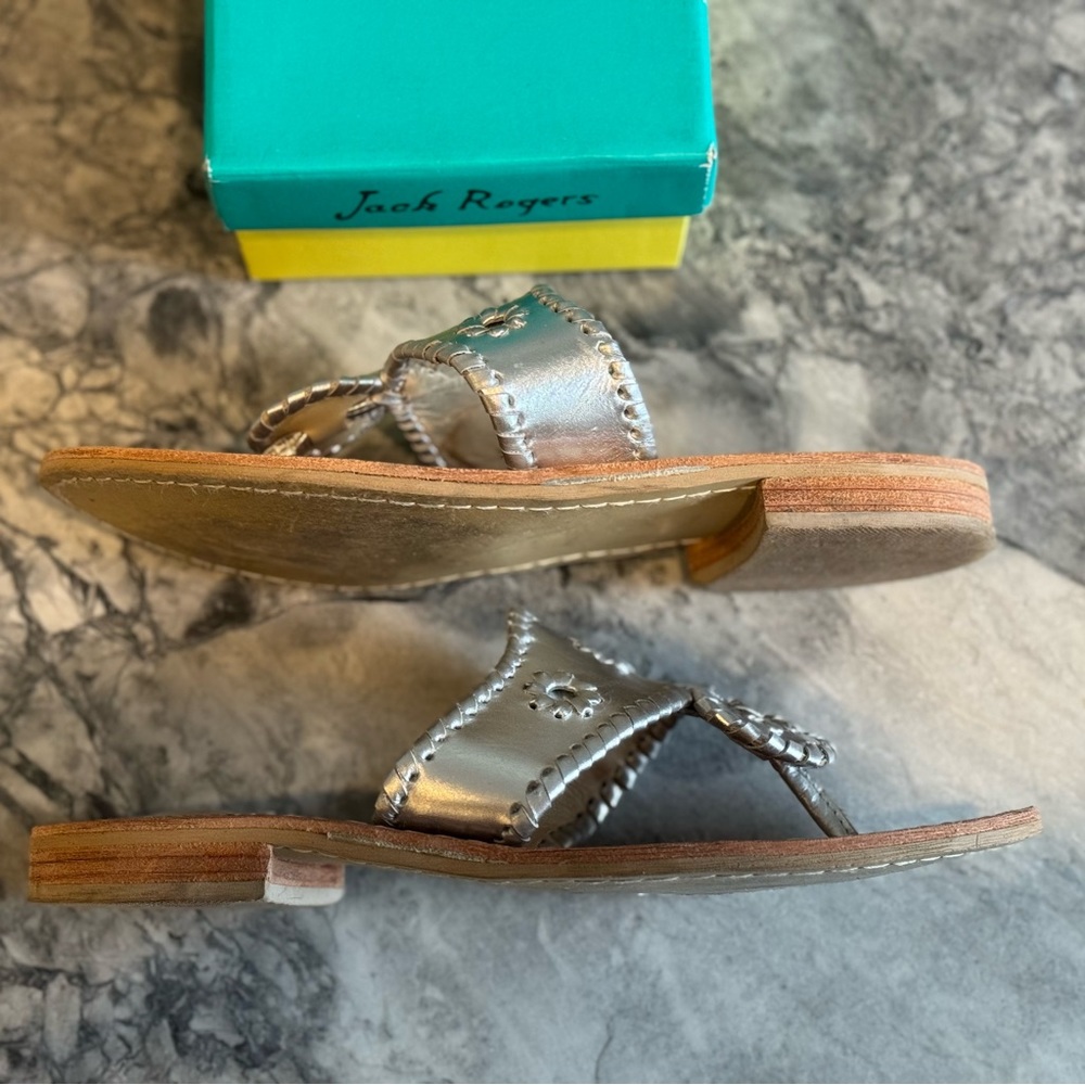 JACK ROGERS Silver Sandals *Excellent Condition* - Picture 5 of 5